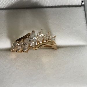 Estate 14 karat Yellow Gold CZ Marguise Ring